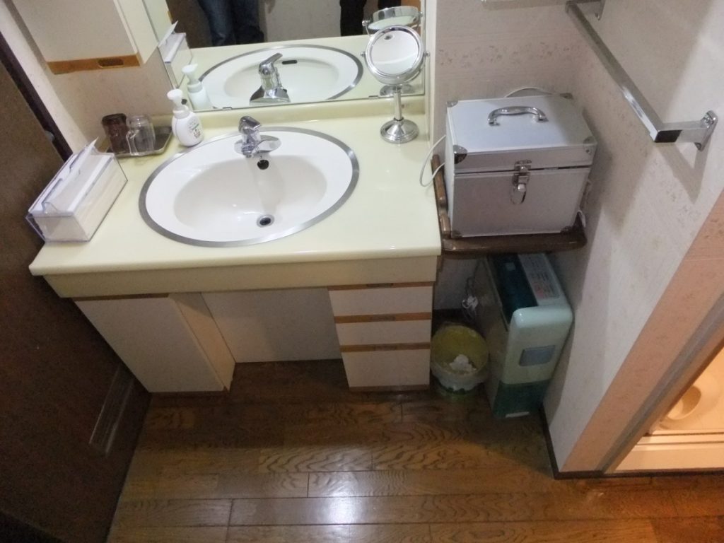 東京都東大和市おすすめ洗面水栓交換マンションリフォーム