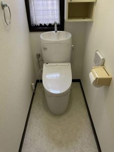 東京都東久留米市トイレリフォーム相談頂きTOTO補助金対象ピュアレストEX