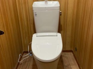 埼玉県入間市トイレリフォーム｜リクシルアメージュフチレス・床張替の価格紹介