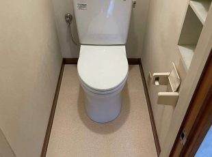 埼玉県入間市トイレリフォーム｜TOTOピュアレストQR工事費込の価格は…