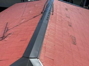 埼玉県鶴ヶ島市屋根棟板金修理｜浮きの交換費用、相場を紹介