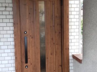 埼玉県所沢市玄関ドアリフォーム｜リクシルリシェントの価格は…