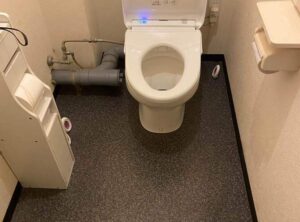 埼玉県入間市飲食店トイレリフォーム｜店舗改装・集客アップ施工のBefore