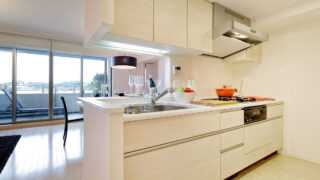 【2026年最新】所沢市のキッチンリフォーム事例｜費用相場や補助金情報もわかりやすく解説