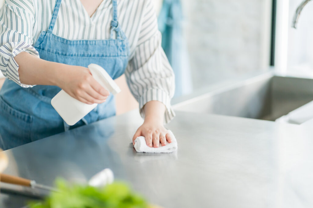 キッチンの天板やシンクをステンレスにするメリット