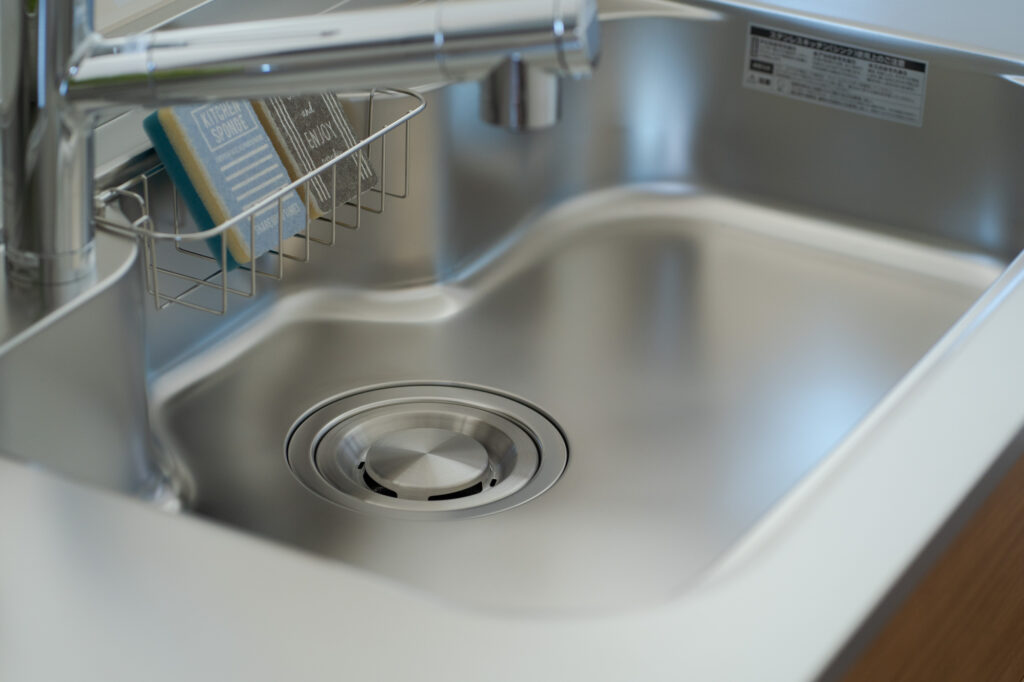 キッチンの天板やシンクをステンレスにするデメリット