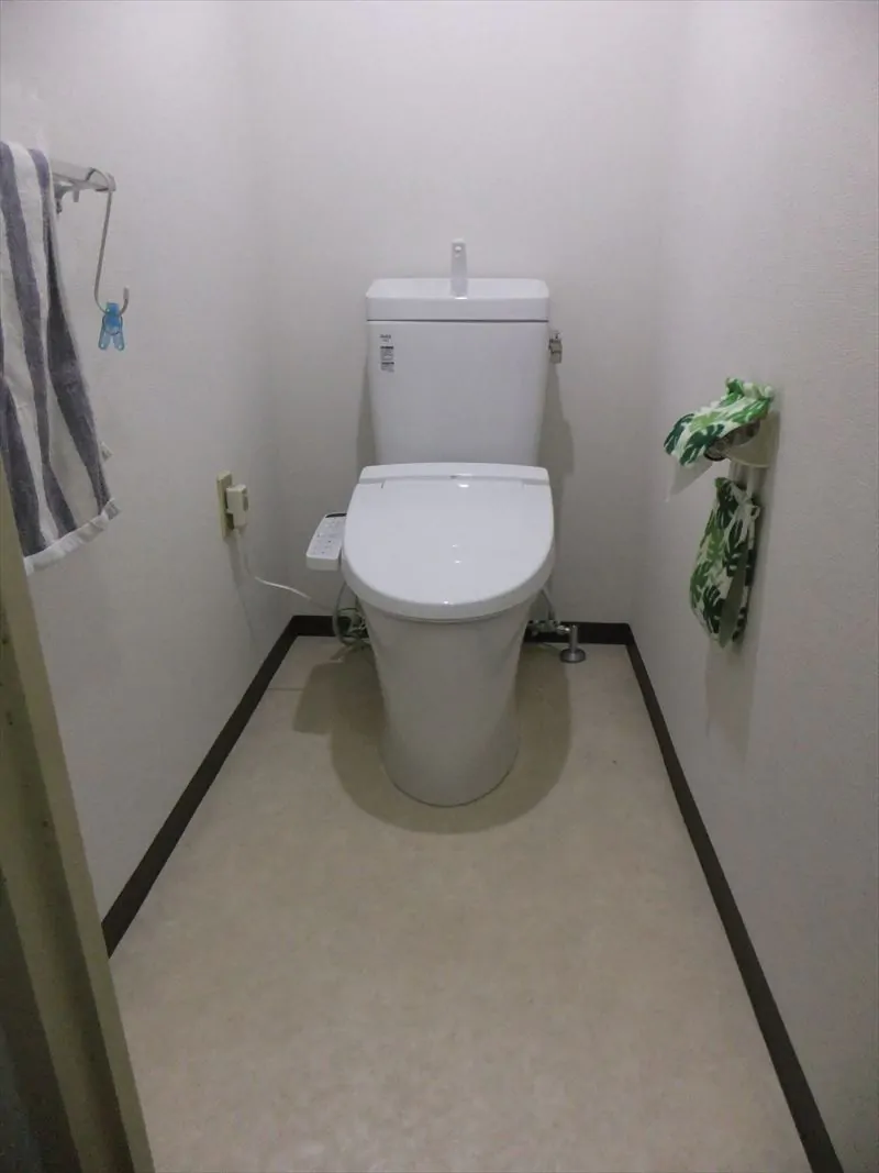 リフォーム後のトイレ　BC-ZA10H/BW