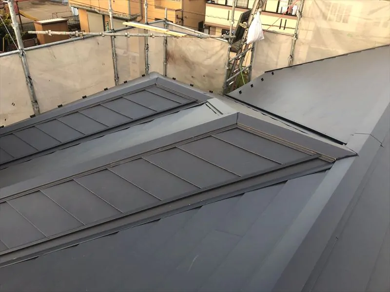 リフォーム後の屋根　カバー工法